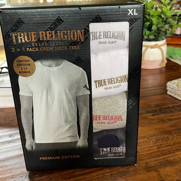 True Religion Crew Neck Tees XL 4 Pack - Picture 1 of 7